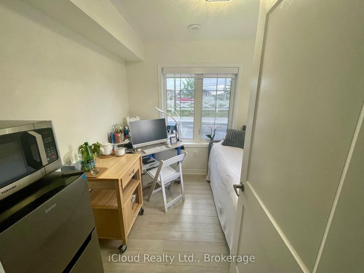 Photo 1 at 73 - 1222 Rose Way, CB Cobban, Milton