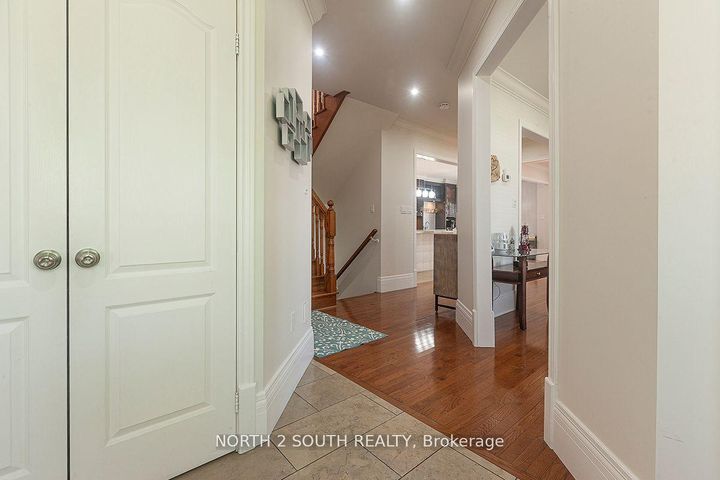 Photo 9 at 2 Yellow Avens Boulevard, Wellington, Brampton