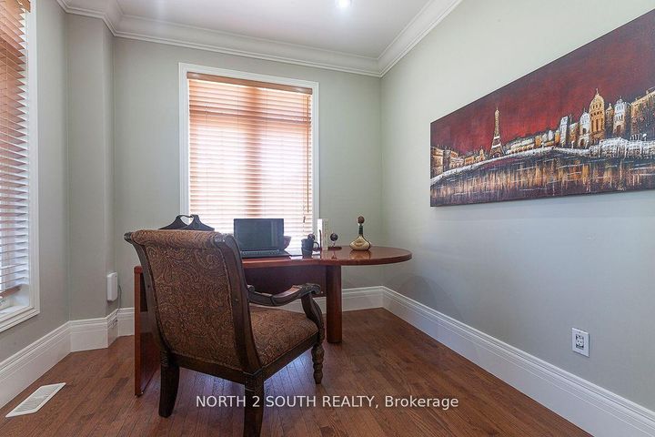 Photo 10 at 2 Yellow Avens Boulevard, Wellington, Brampton