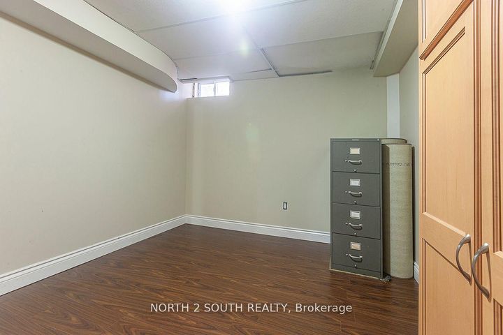 Photo 43 at 2 Yellow Avens Boulevard, Wellington, Brampton