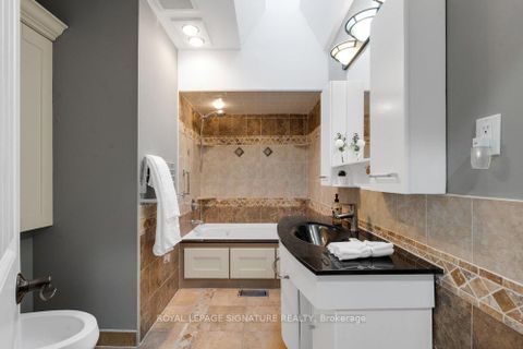 Photo 20 at 23 Burnview Crescent, Woburn, Toronto