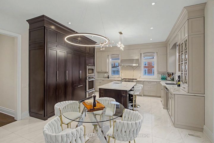 Photo 11 at 12 Hurst Avenue, Patterson, Vaughan