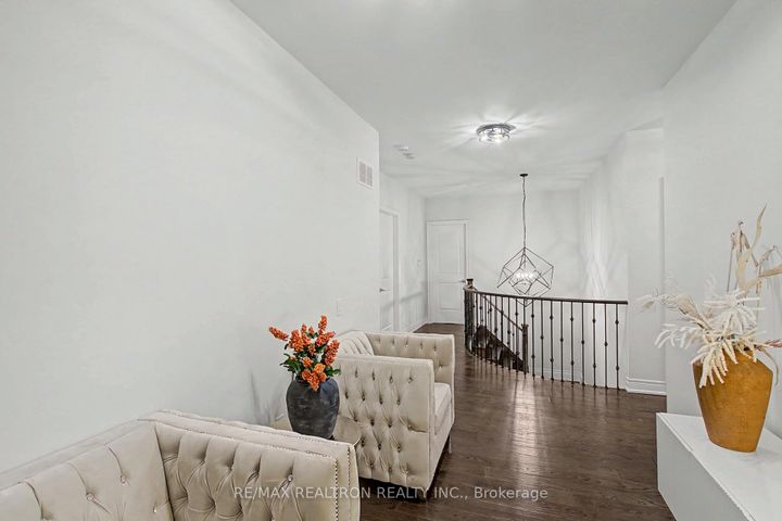 Photo 34 at 12 Hurst Avenue, Patterson, Vaughan