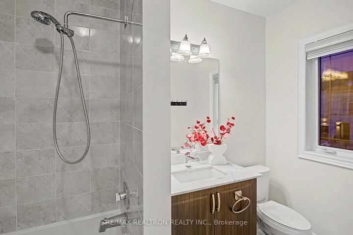 Photo 35 at 12 Hurst Avenue, Patterson, Vaughan