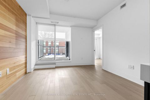 Photo 8 at 203 - 1888 Queen Street E, The Beaches, Toronto