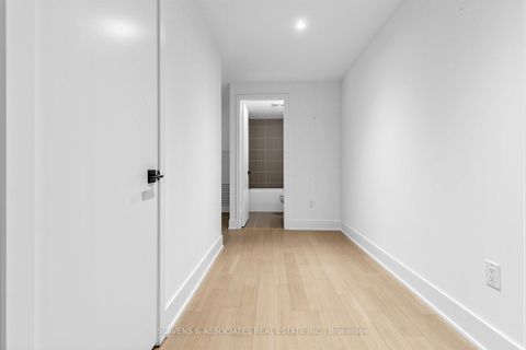 Photo 19 at 203 - 1888 Queen Street E, The Beaches, Toronto