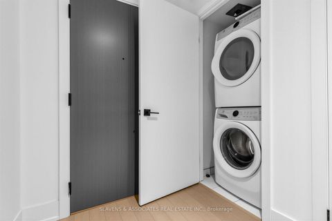 Photo 21 at 203 - 1888 Queen Street E, The Beaches, Toronto