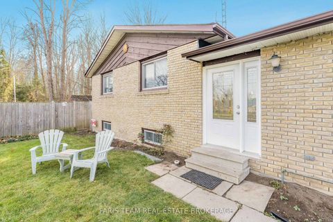 Photo 4 at 807 Cook Street, Rural Innisfil, Innisfil