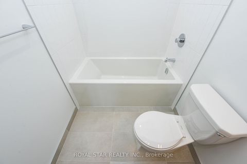 Photo 9 at 1502 - 7950 Bathurst Street, Beverley Glen, Vaughan