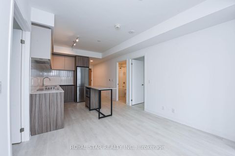 Photo 14 at 1502 - 7950 Bathurst Street, Beverley Glen, Vaughan