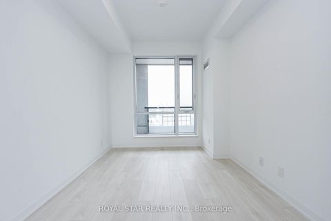 Photo 16 at 1502 - 7950 Bathurst Street, Beverley Glen, Vaughan