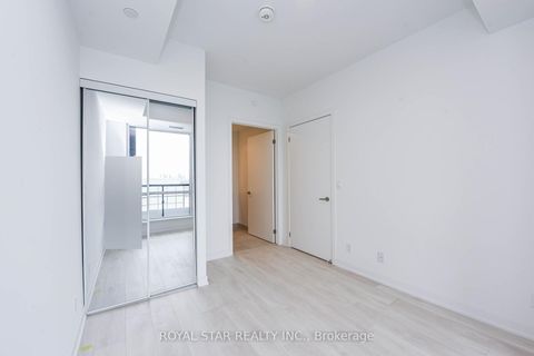 Photo 22 at 1502 - 7950 Bathurst Street, Beverley Glen, Vaughan