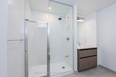 Photo 25 at 1502 - 7950 Bathurst Street, Beverley Glen, Vaughan