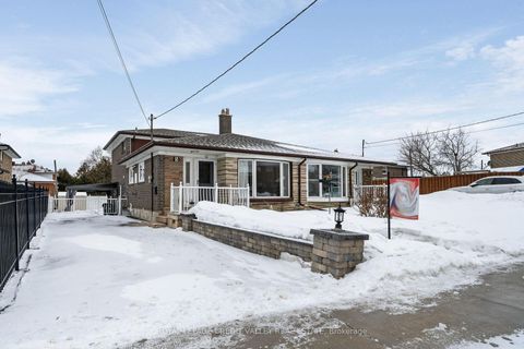 Photo 0 at 5 Faulkner Crescent, Humbermede, Toronto