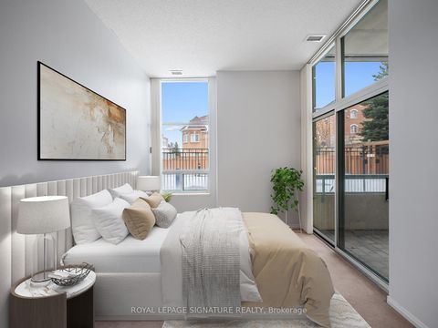 Photo 8 at 102 - 5 Emerald Lane, Yorkhill, Vaughan