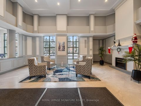 Photo 23 at 102 - 5 Emerald Lane, Yorkhill, Vaughan