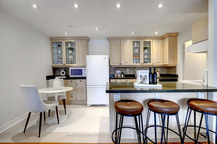 Photo 7 at 104 - 1515 Lakeshore Road E, Lakeview, Mississauga