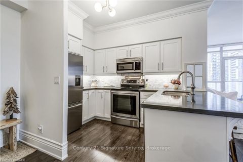 Photo 15 at 2202 - 388 Prince Of Wales Drive, City Centre, Mississauga