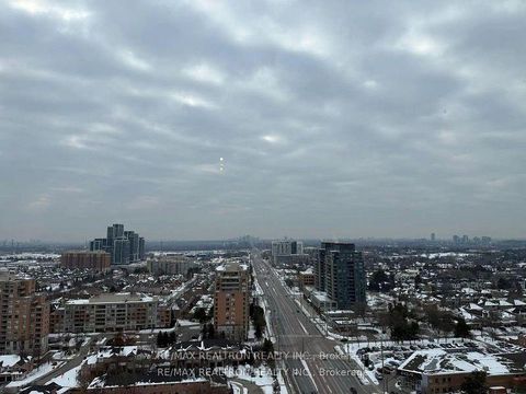 Photo 14 at 2009 - 9201 Yonge Street, Langstaff, Richmond Hill