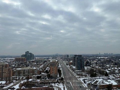 Photo 15 at 2009 - 9201 Yonge Street, Langstaff, Richmond Hill