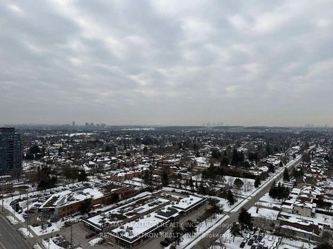 Photo 16 at 2009 - 9201 Yonge Street, Langstaff, Richmond Hill