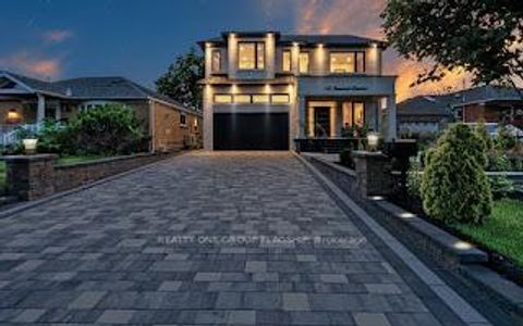 Photo 6 at 18 Ivorwood Crescent, Maryvale, Toronto