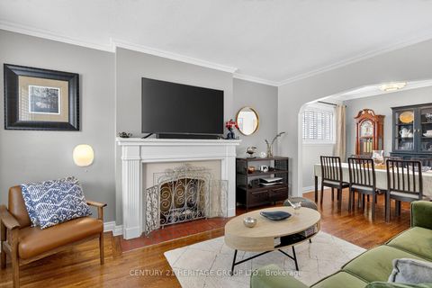 Photo 3 at 1269 Broadview Avenue, Broadview North, Toronto