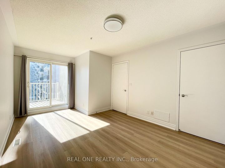 Photo 15 at 217 - 25 Richgrove Drive, Richview, Toronto