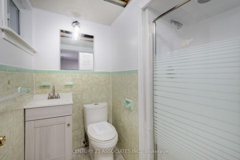Photo 25 at 52 Altamont Road, Newtonbrook West, Toronto
