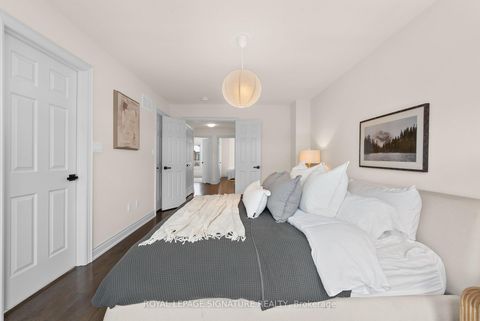 Photo 19 at 71 Farooq Boulevard, Vellore Village, Vaughan