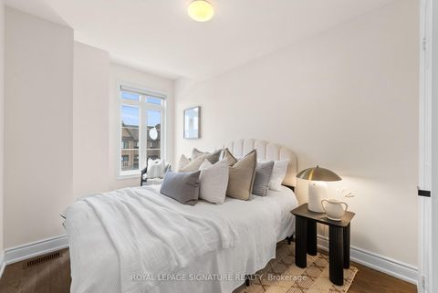 Photo 27 at 71 Farooq Boulevard, Vellore Village, Vaughan