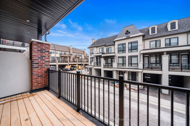 Photo 20 at 4B McCachen Street, Oak Ridges, Richmond Hill