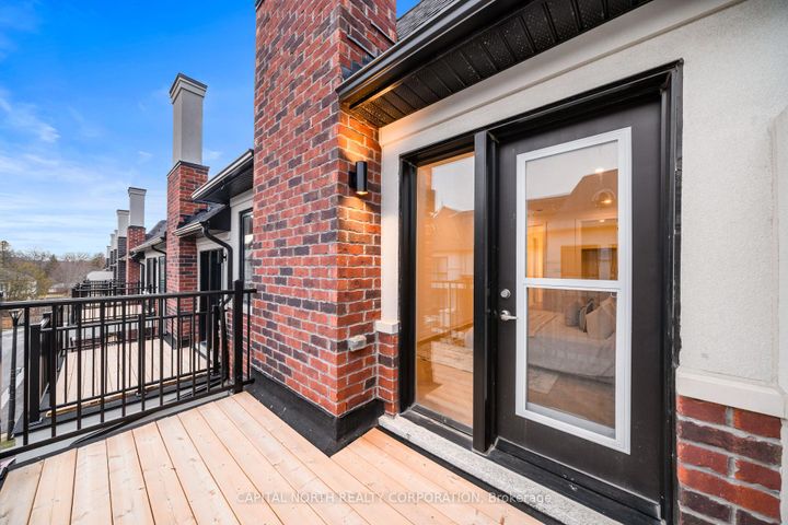 Photo 23 at 4B McCachen Street, Oak Ridges, Richmond Hill