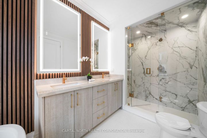 Photo 25 at 4B McCachen Street, Oak Ridges, Richmond Hill