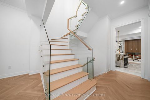 Photo 4 at 4B McCachen Street, Oak Ridges, Richmond Hill