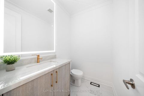 Photo 6 at 4B McCachen Street, Oak Ridges, Richmond Hill