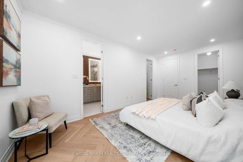 Photo 22 at 4B McCachen Street, Oak Ridges, Richmond Hill