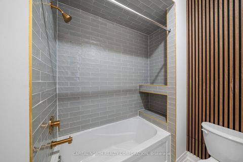 Photo 31 at 4B McCachen Street, Oak Ridges, Richmond Hill