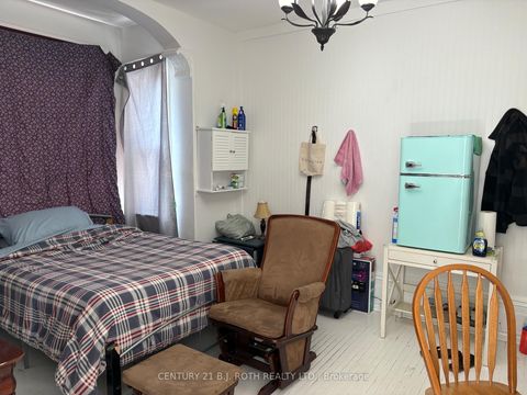 Photo 6 at 253 Dunlop Street E, North Shore, Barrie