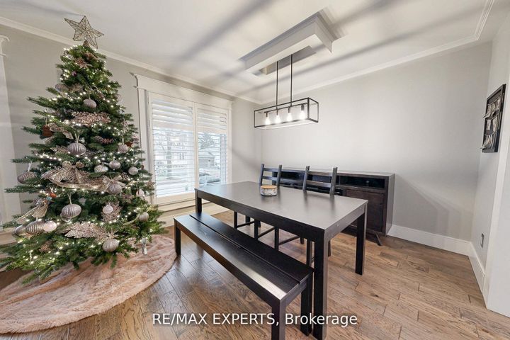 Photo 13 at 4323 Forsyth Boulevard, Shoreacres, Burlington