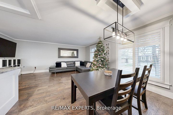 Photo 14 at 4323 Forsyth Boulevard, Shoreacres, Burlington