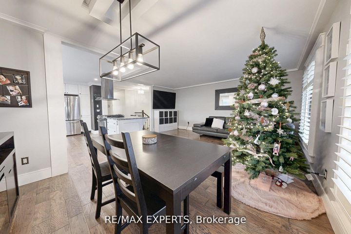 Photo 15 at 4323 Forsyth Boulevard, Shoreacres, Burlington