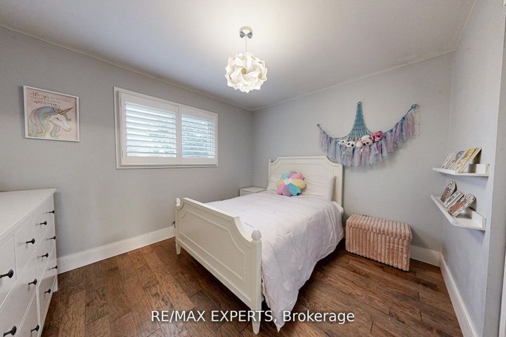 Photo 22 at 4323 Forsyth Boulevard, Shoreacres, Burlington