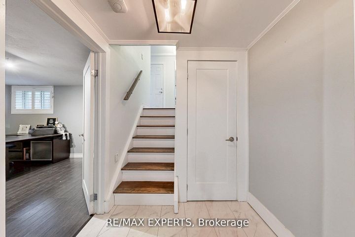 Photo 25 at 4323 Forsyth Boulevard, Shoreacres, Burlington