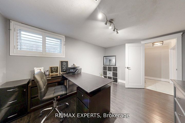 Photo 27 at 4323 Forsyth Boulevard, Shoreacres, Burlington