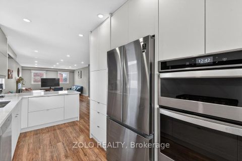 Photo 5 at 20 Bridesburg Drive, The Westway, Toronto