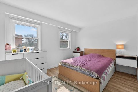 Photo 41 at 20 Bridesburg Drive, The Westway, Toronto