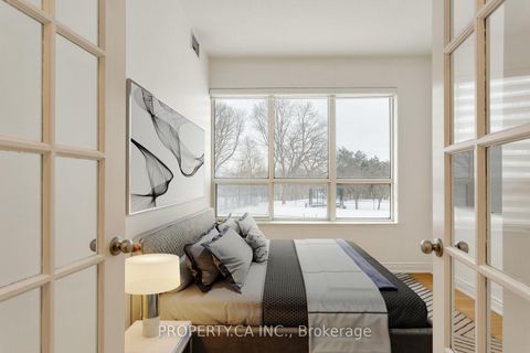 Photo 10 at 105 - 2 Aberfoyle Crescent, City Centre West, Toronto