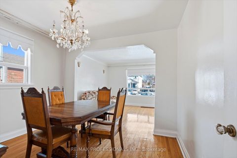 Photo 8 at 54 Culnan Avenue, City Centre West, Toronto