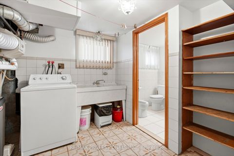 Photo 22 at 54 Culnan Avenue, City Centre West, Toronto